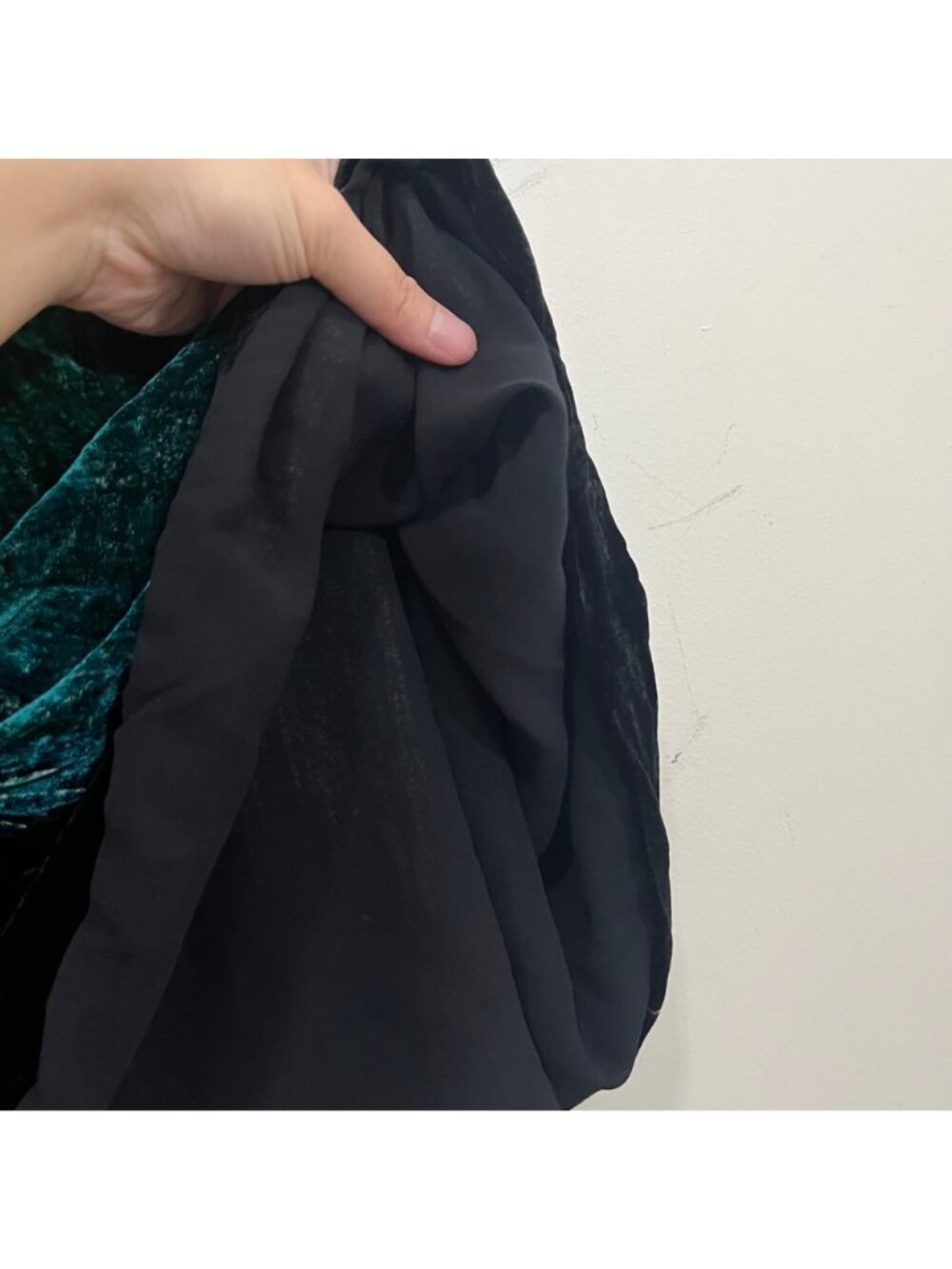 Vtg Giorgio Armani 90s Blue-Green Ombré Silk Velvet Runway Maxi Skirt XL EU 42 - Picture 9 of 15